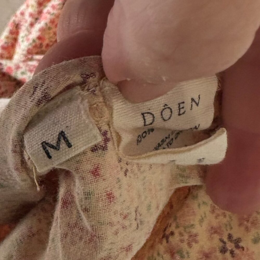 Doen Pansy Dress in Floral Calico, size M - Picture 8 of 8